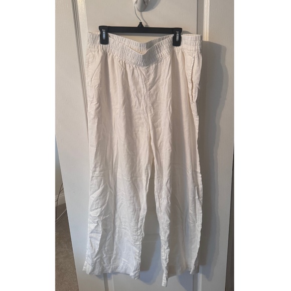 Old Navy High-Waisted Linen-Blend Wide-Leg Pants - Picture 7 of 7
